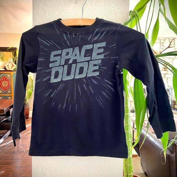 Carter’s BlackGraphic Tee Crewneck 3T NWOT - Picture 2 of 3